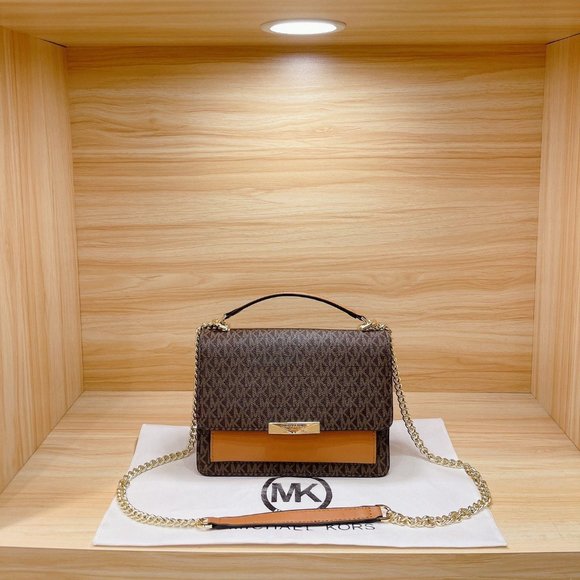 Michael Kors Organ chain bag